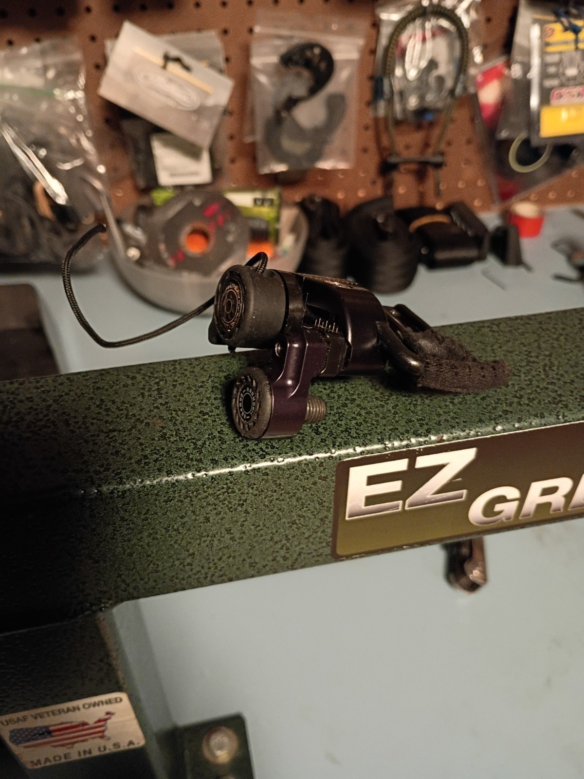 Mathews Archery Drop away Rest Righthand