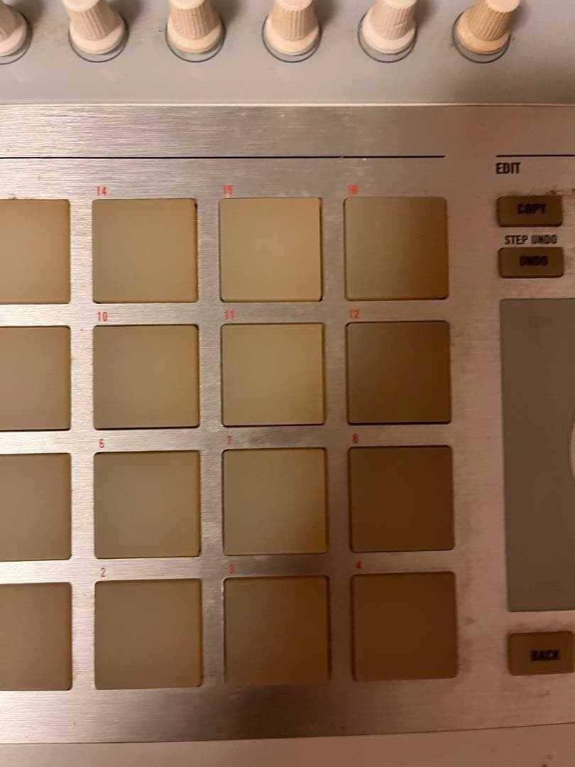 Native Instruments Maschine Studio Groove Production Controller Junk #O7095