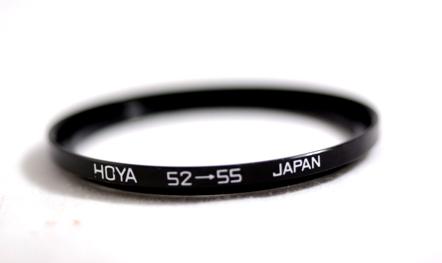 HOYA 52-55MM STEP-UP METAL CAMERA LENS FILTER RING (MINT)