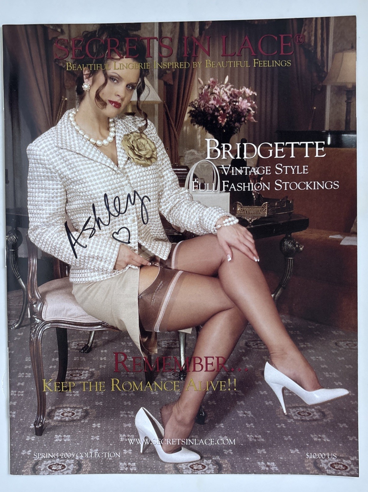 Secrets In Lace Signed Collector’s Edition Catalogue Spring 2005 11" X 8.5"