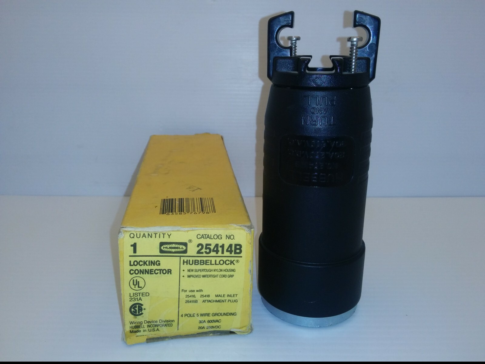 HUBBELL 25414B PLUG CONNECTOR, 4P 5W, 30A 600V. (CABLE CLAMP MISSING), NIB