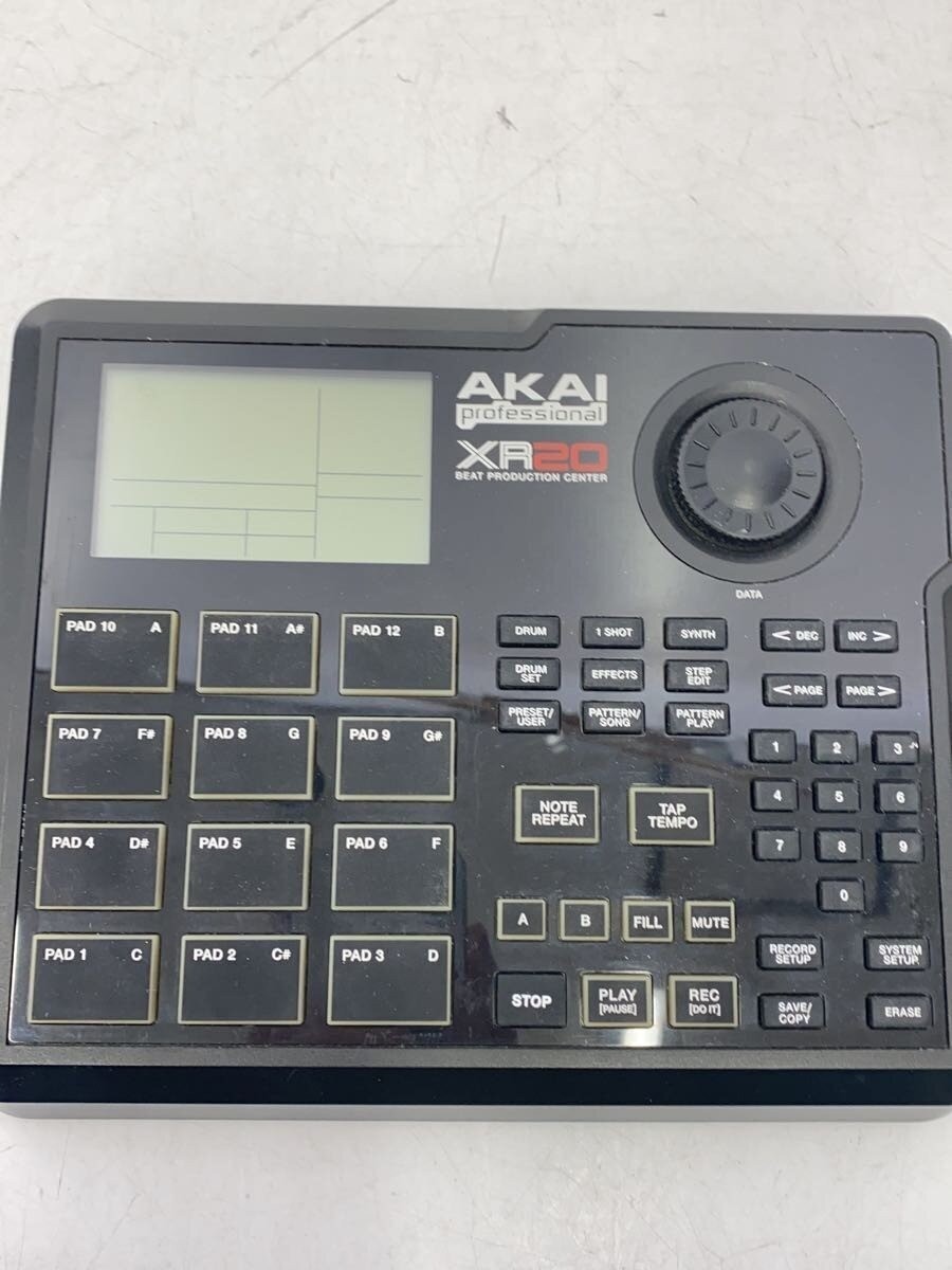 Akai Professional XR20 Drum Beat Production Machine System Good
