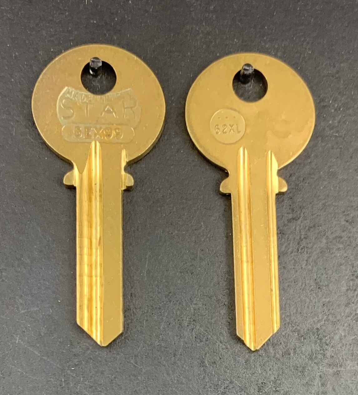 Lot of 2 EX1 180E 5EX99 SD1 SLE10 Type Key Blanks for Excel and Sidleen