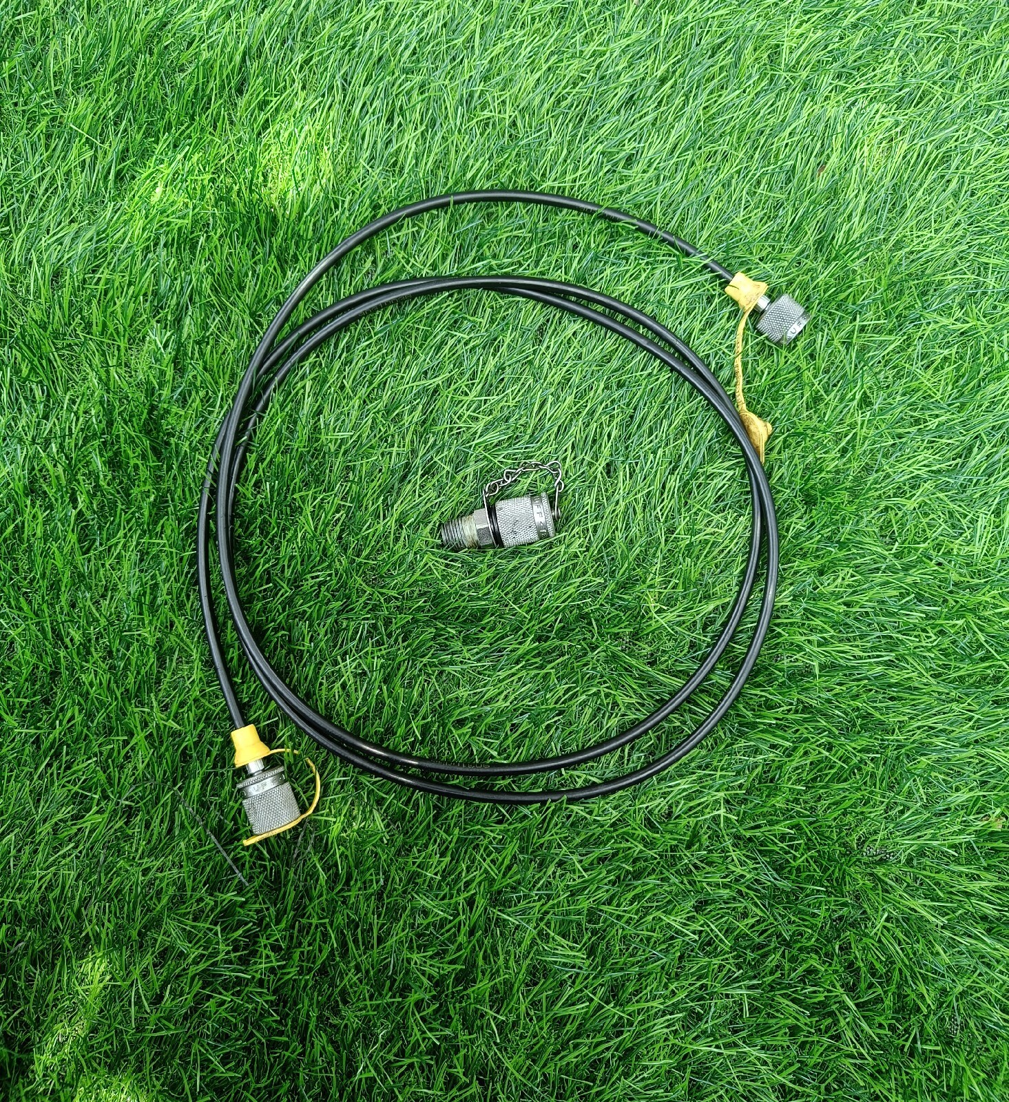 HTP1 Hand Held Pressure Calibrator Flexible Hose