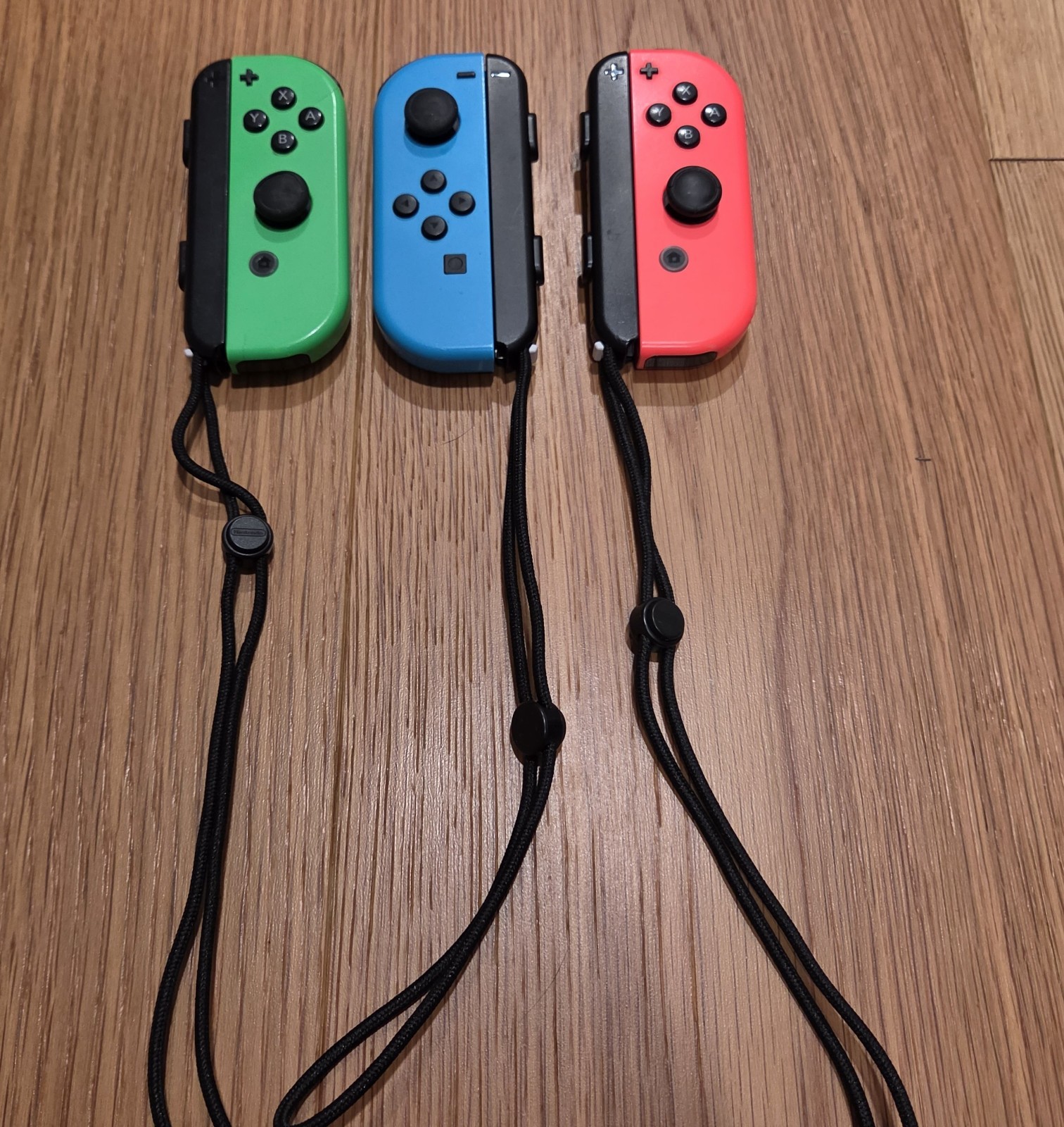 Lot of 3 Genuine Nintendo Switch Joy-Con Controllers OEM