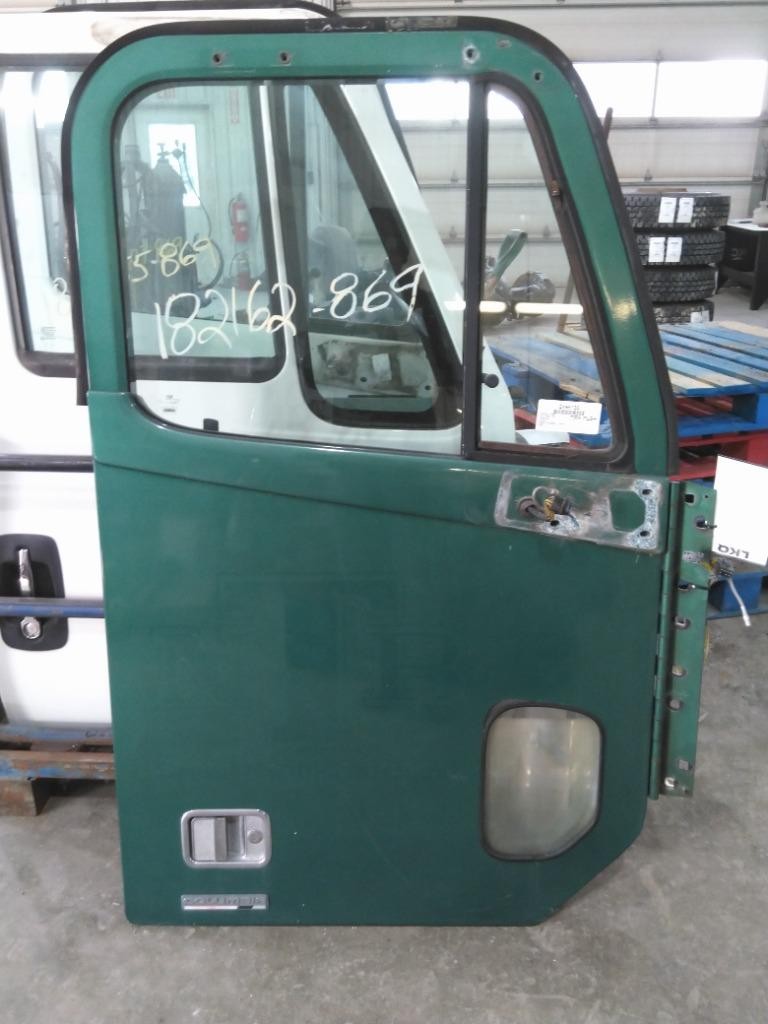 For 2005 FREIGHTLINER COLUMBIA 120 2001-2011 DOOR ASSEMBLY Right ,  MN