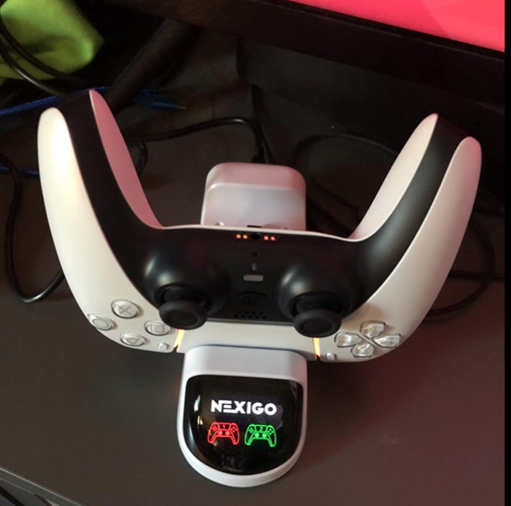 PS5 PlayStation 5 Controller Charger Dual Charging Station LED White