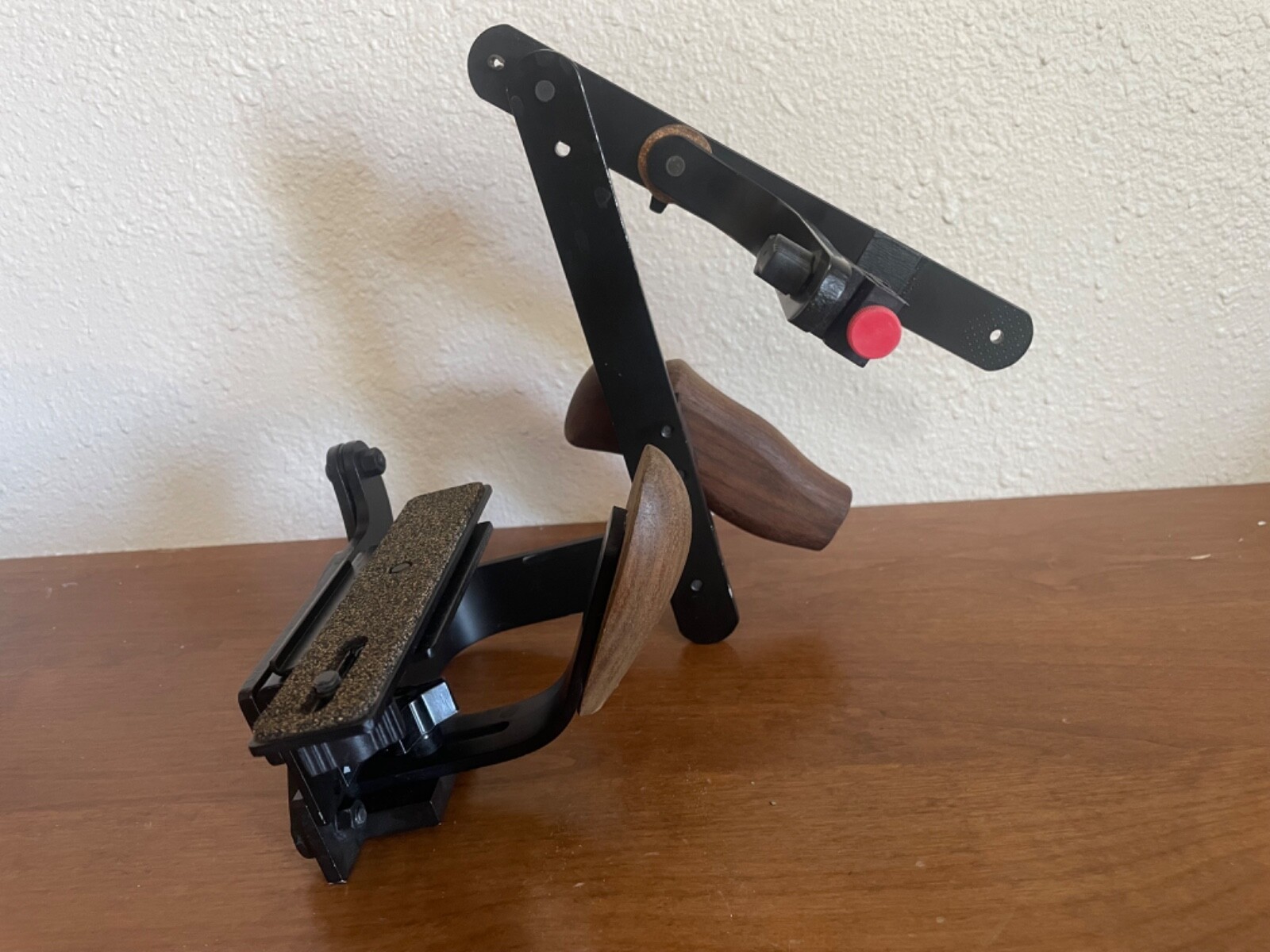 Stroboframe Pro Model R4b Camera/Flash Bracket + Landscape Portrait Base Wood