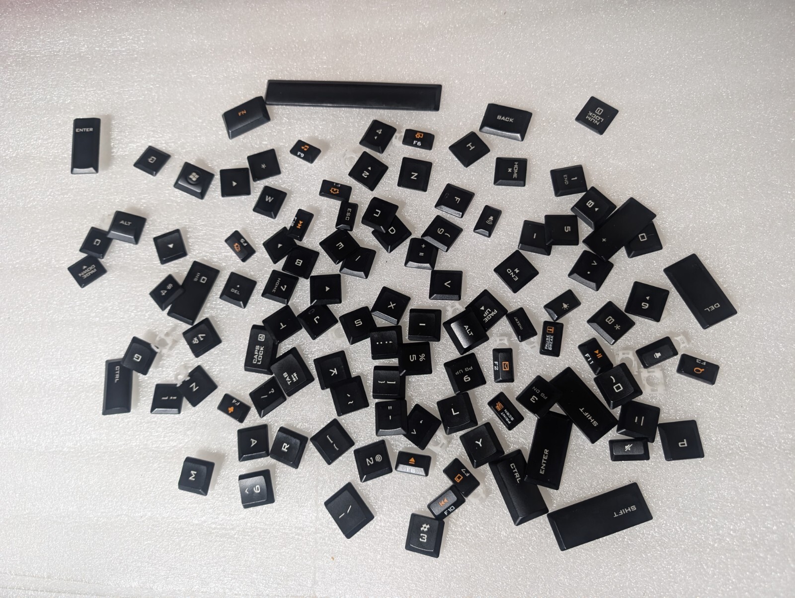 REPLACE ALL KEY SET (KEYS ONLY) - LOGITECH K740 USB Keyboard Y-UY95 REPLACEMENT