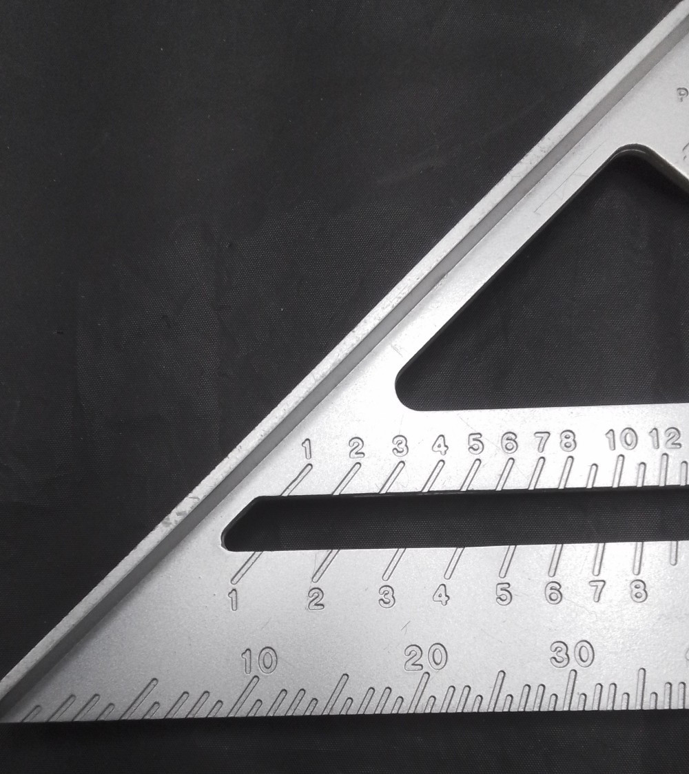 STANLEY 7'' Quick Square Layout Tool – Durable for Carpentry & Framing