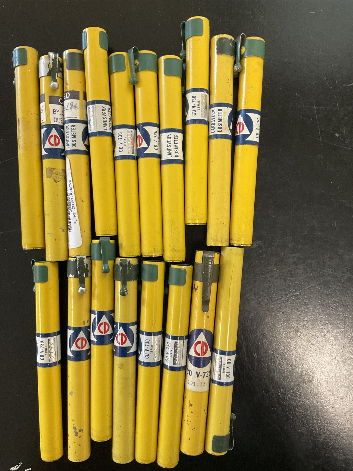 Lot of 18 Radiological Quartz Fiber Pocket Dosimeter CD V-730