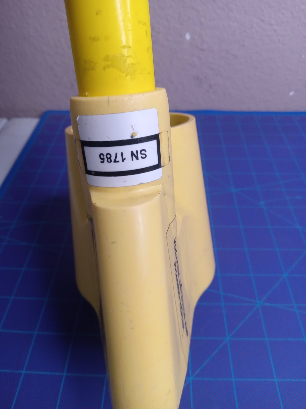 White Safety Line Voltage Detector (Bierer Analog Voltage Detector) UNTESTED