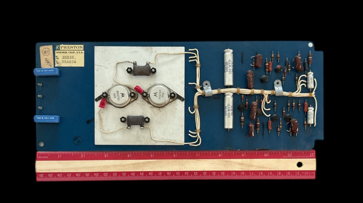 1980 VINTAGE NASA UNIDENTIFIED CIRCUIT BOARD CHARLES BELL ESTATE AUCTION A