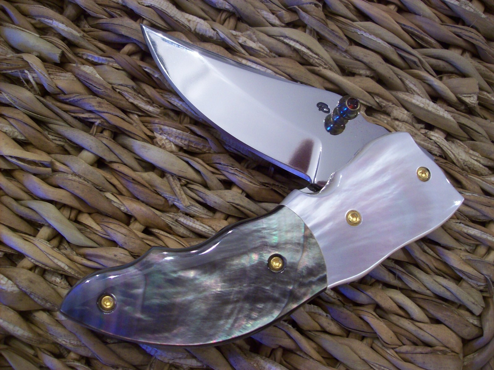 CUSTOM THAILAND KNIFE / MOTHER OF PEARL / BLACK PEARL / NEW 2018