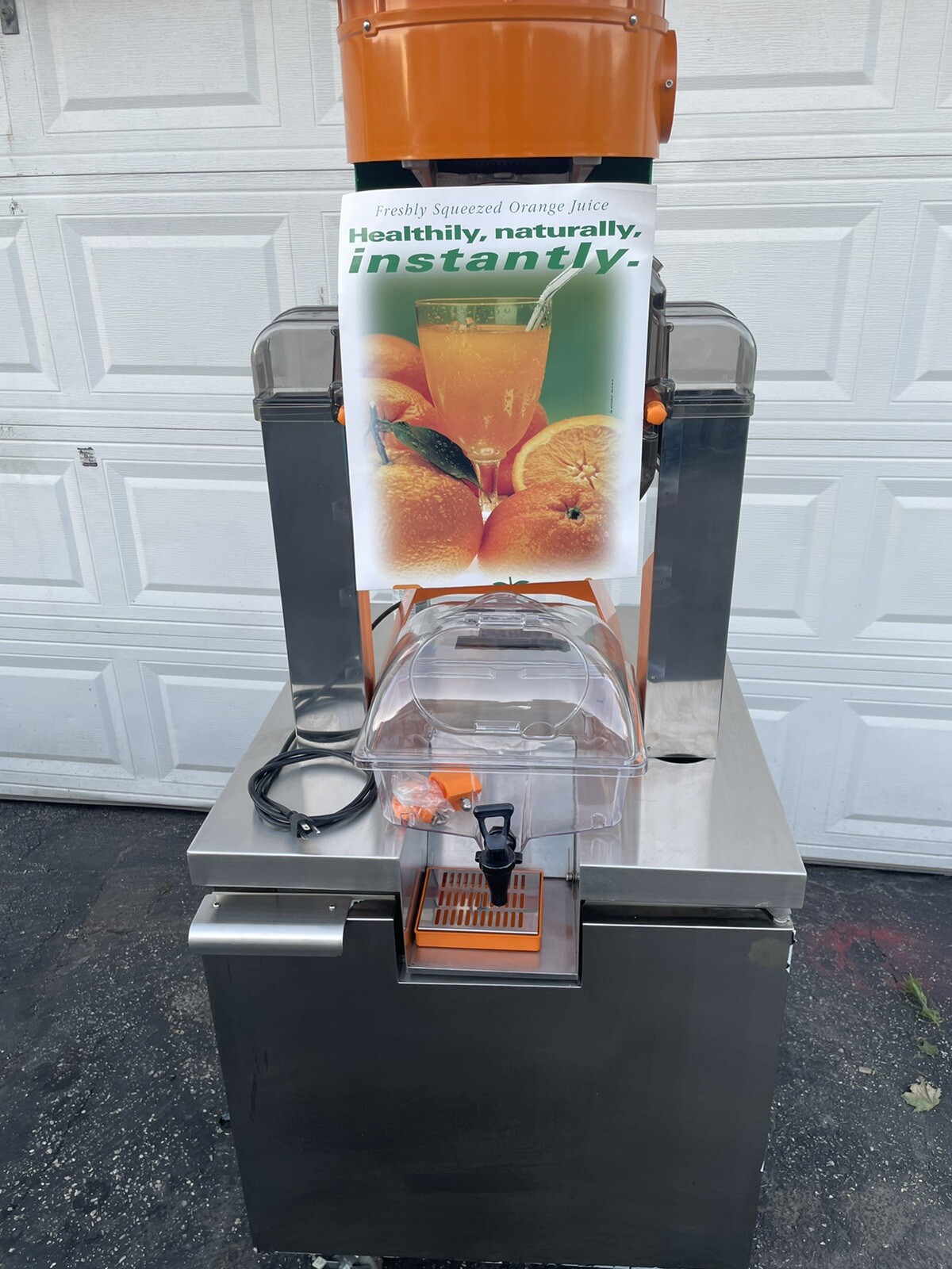 Orange Zumow Orange Juice MachHeavy Duty 100 Orange Capacity