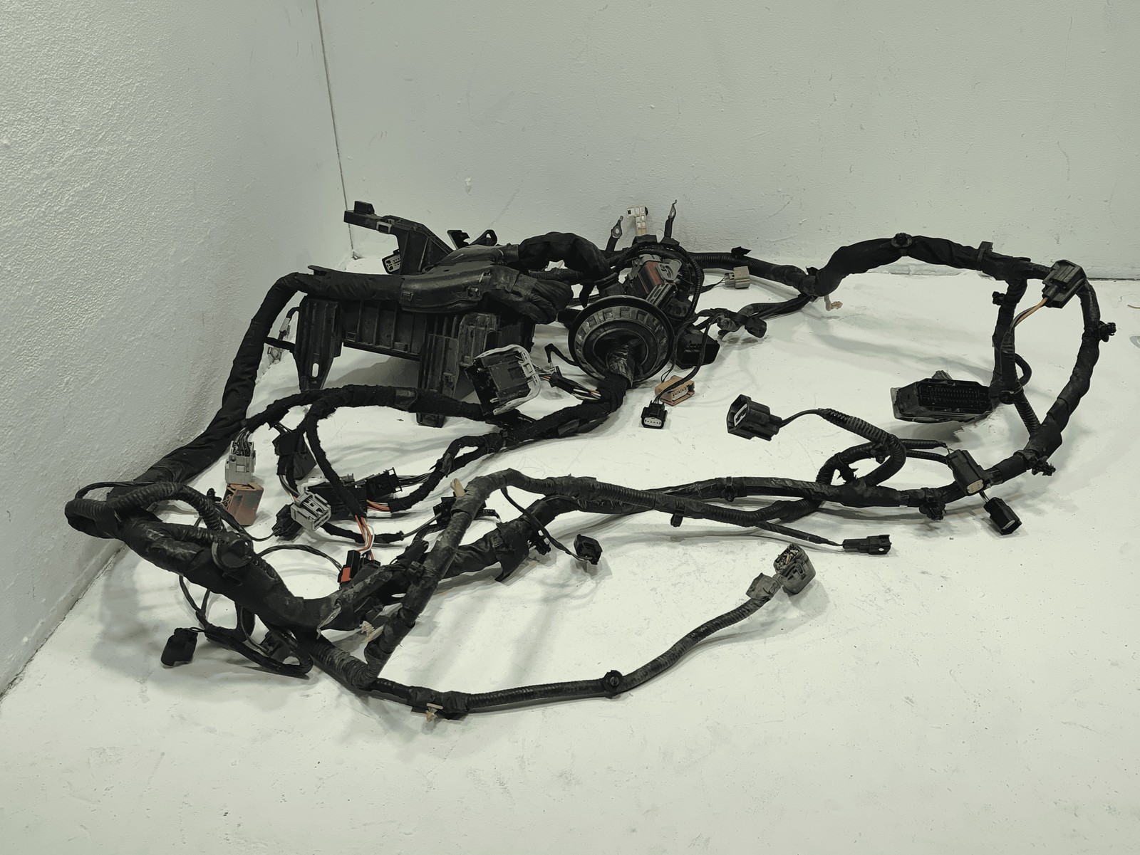 2018 Ford F-150 3.3L Engine Wire Harness OEM