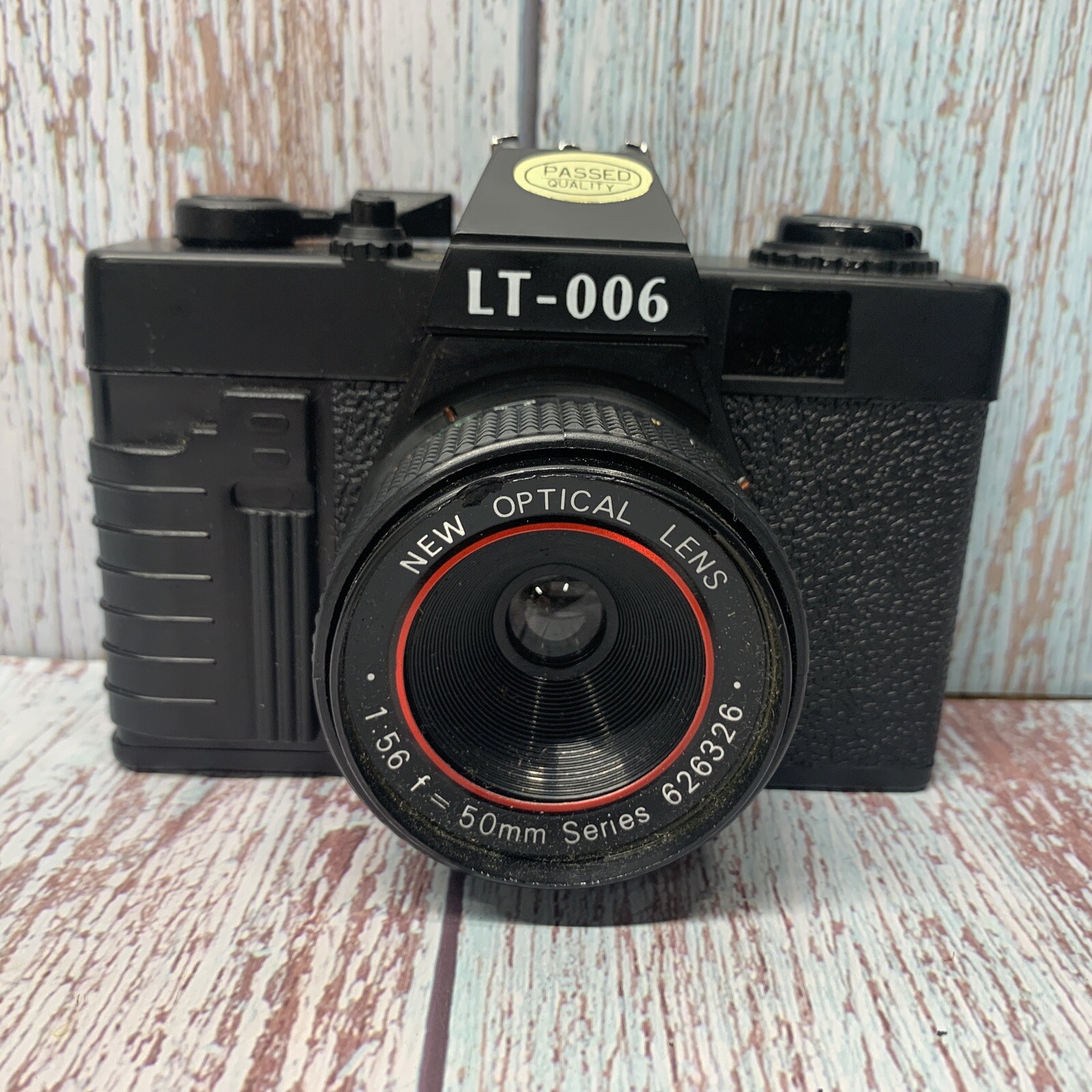 Vintage Glucotrol Roerig Lavec LT-006 35mm Film Camera with Carry Case