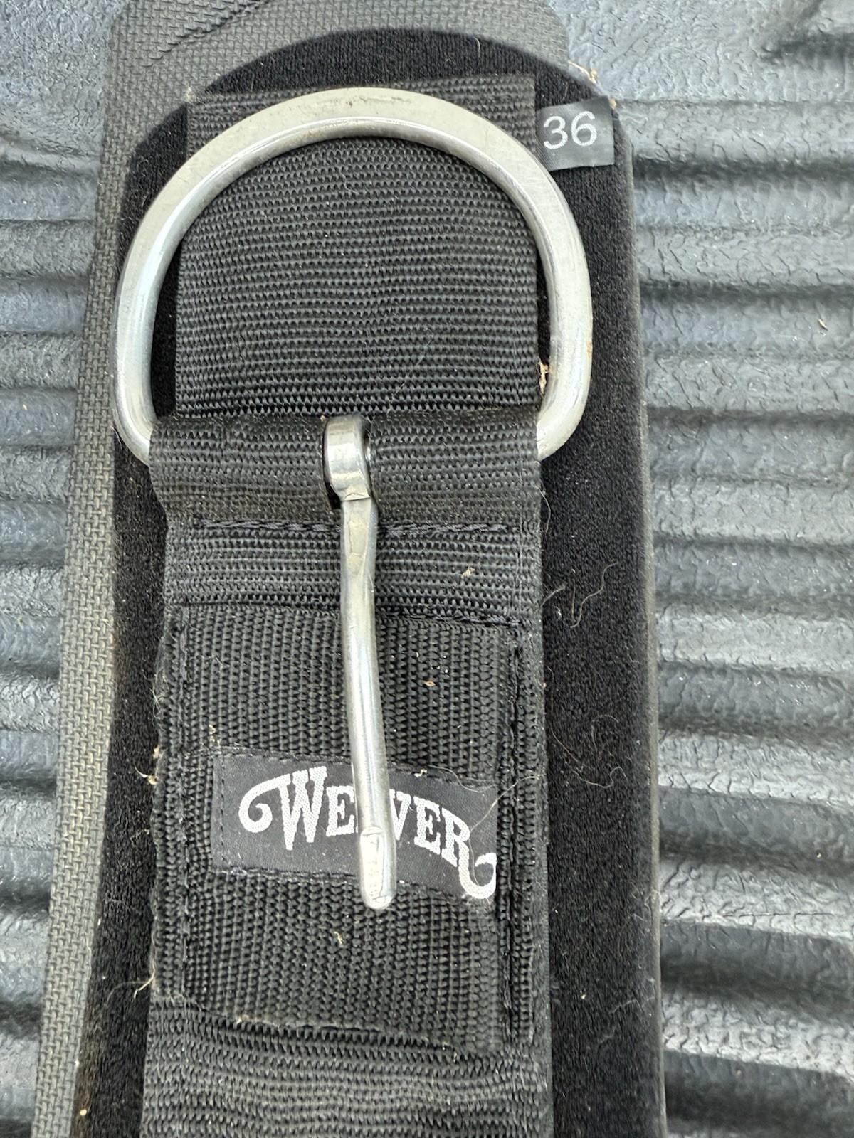52WL 36 Inch Black Weaver Leather Horse Tack Felt Lined Deluxe Super Cinch Girth
