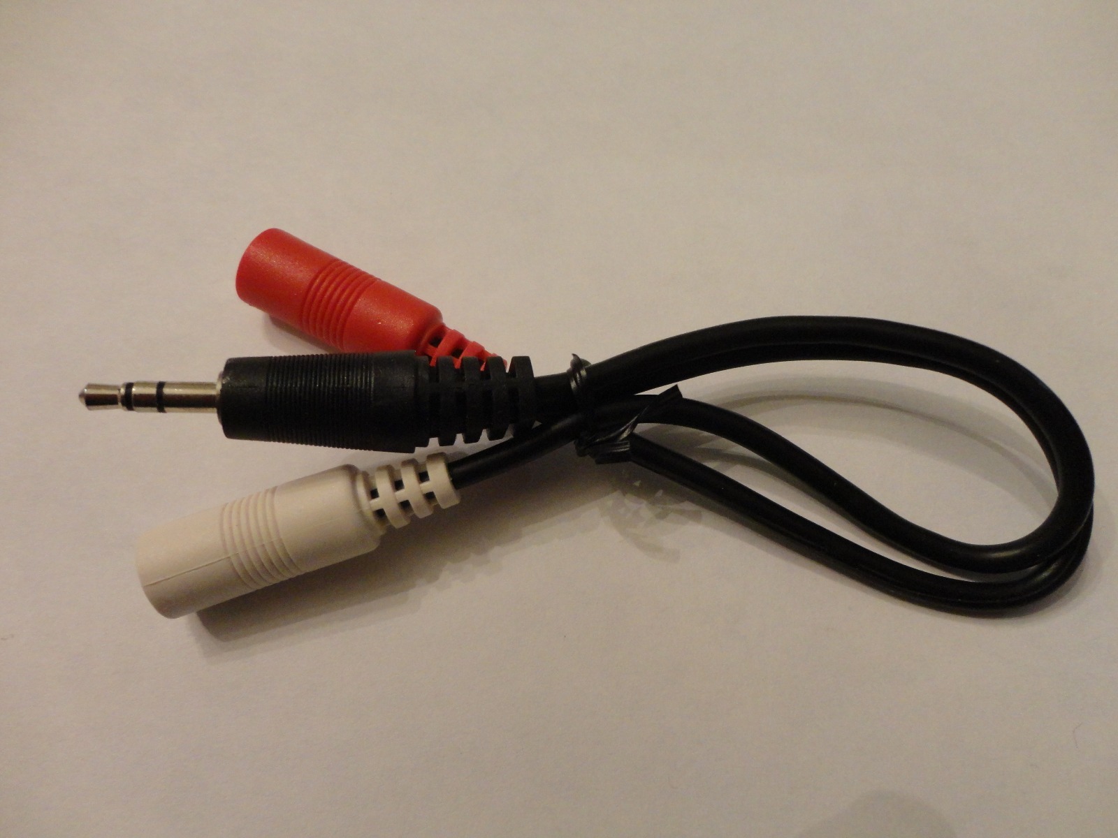 3.5mm (1/8)" Stereo Male Plug to Two 3.5mm Stereo Female Plug Audio Y Cable, 8"