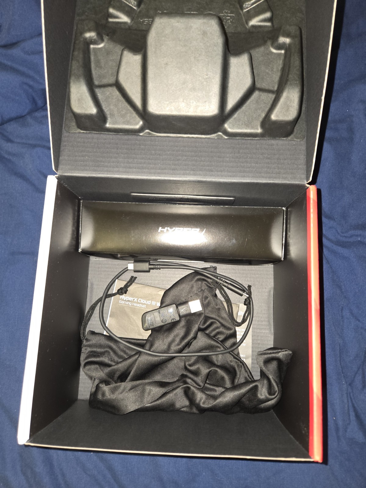 HyperX Cloud III Wireless Over-Ear Gaming Headset Black USED.