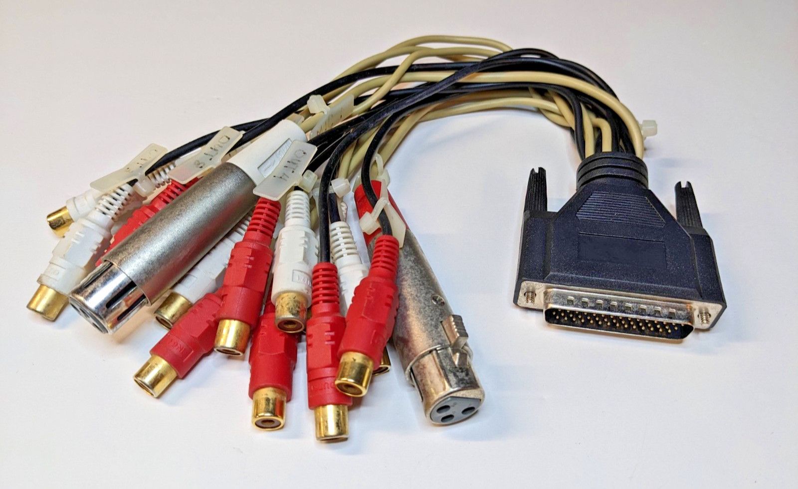 Delta 1010LT analog I/O breakout cable (for PCI card)