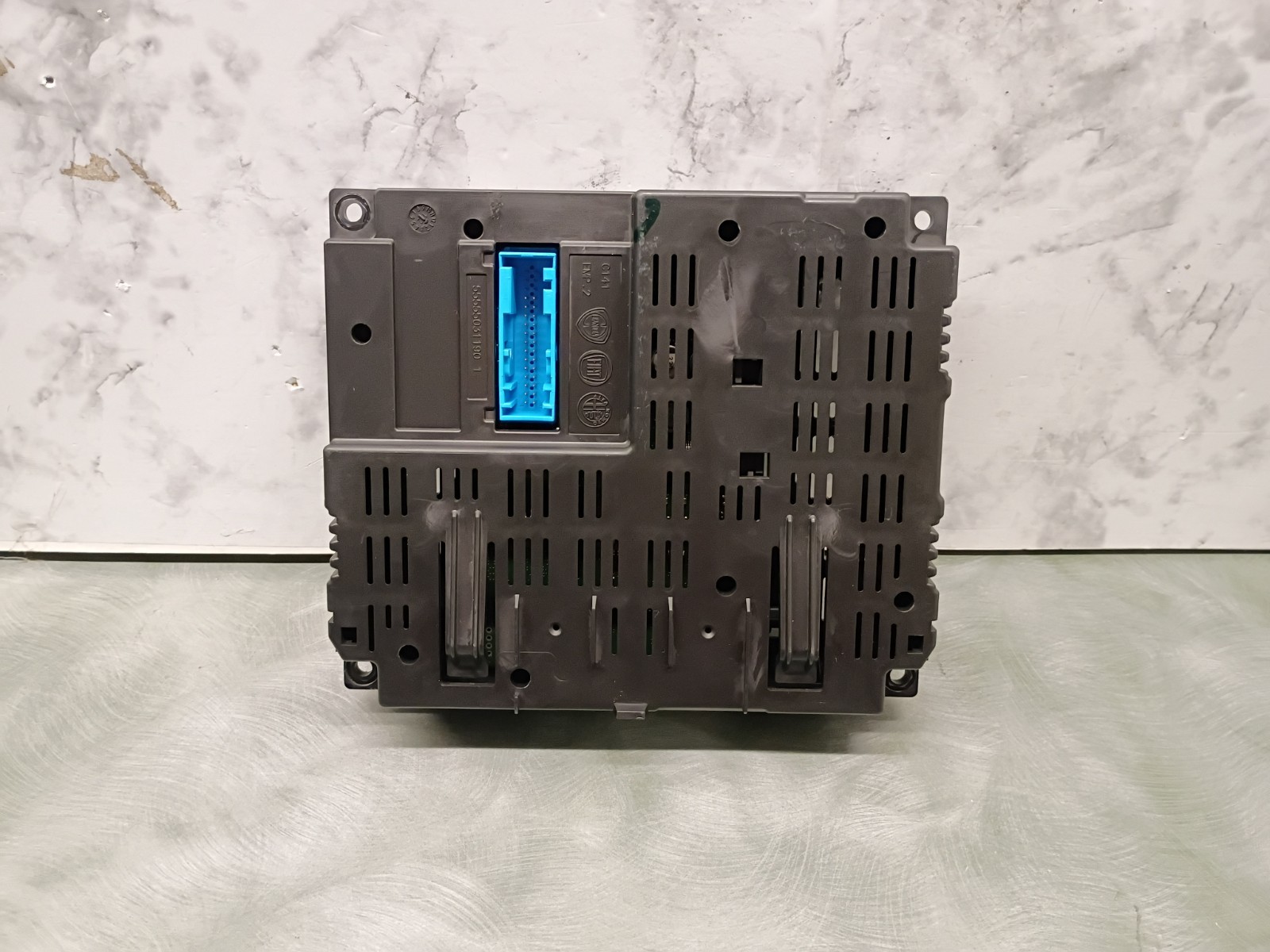 2012-2015 Fiat 500 Blue And Me Telematics Bluetooth Control Module 68078445AJ
