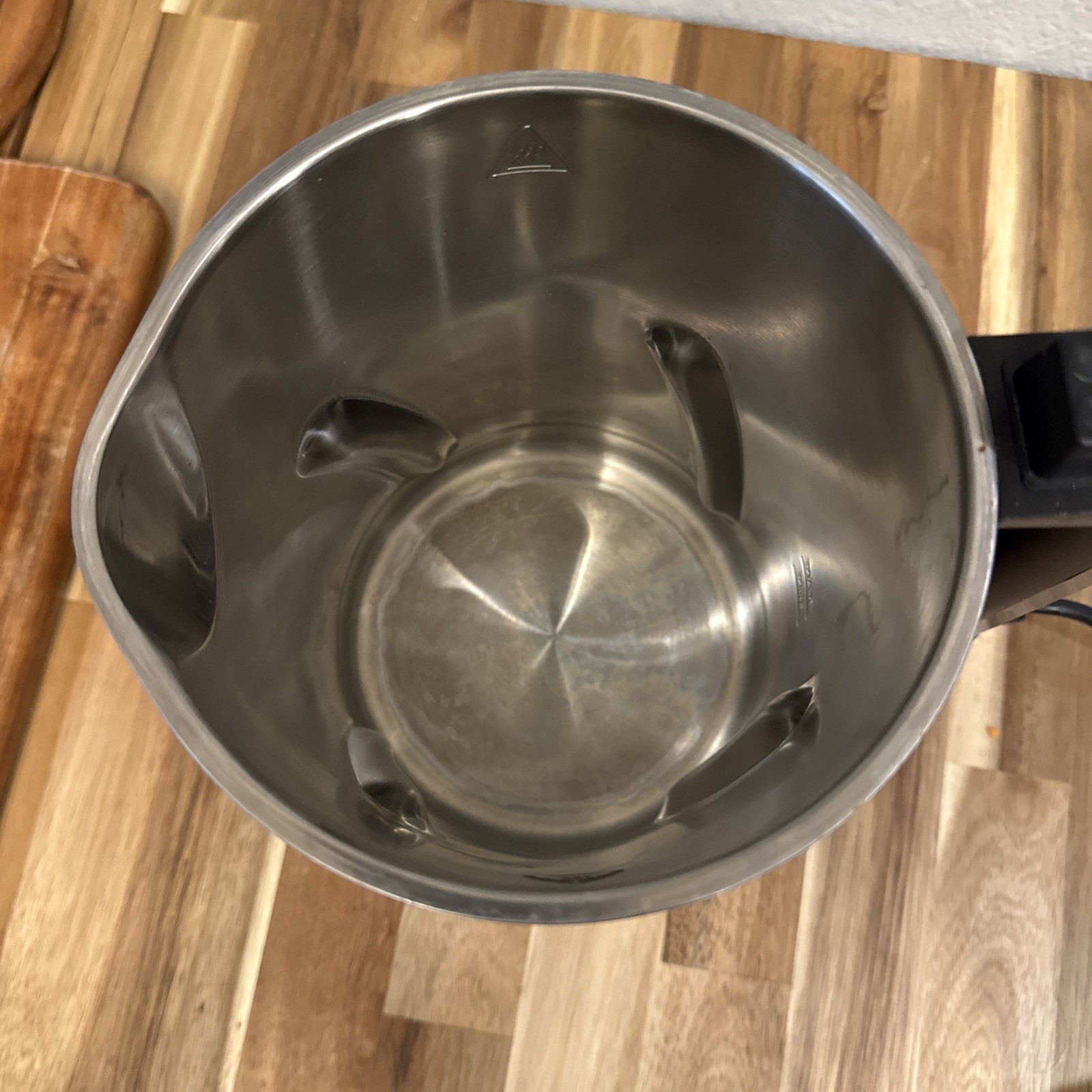 Philips HR2204 Viva Collection Soup Maker 1.2 L 2-4 servings 6 Pre-set Program