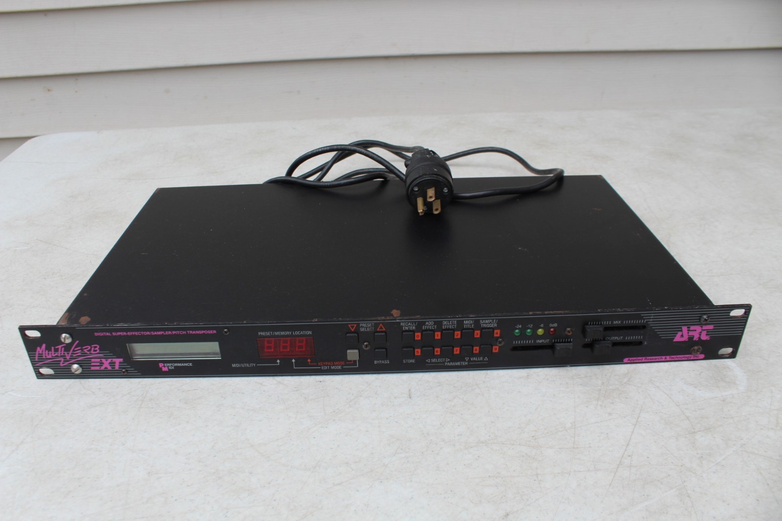 ART MultiVerb EXT Multi-Effects Processor Delay Distortion Rack Mount 1990s