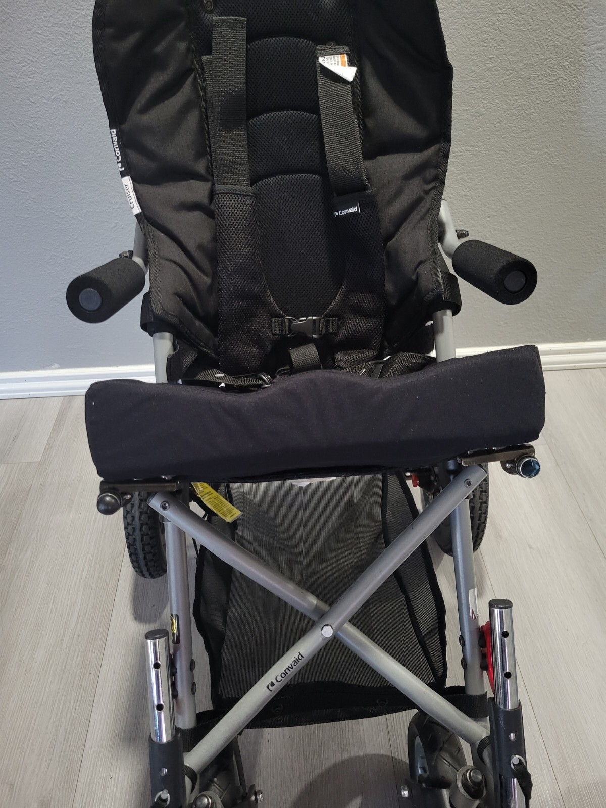 $4k Convaid Cruiser Scout All Terrain Size 12 Special Needs Stroller wheelchair