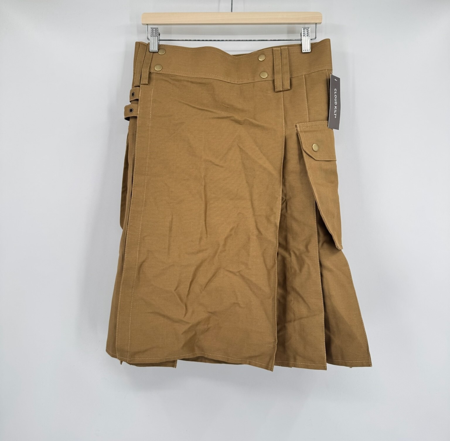 Cloud Kilt Mens Beige Deluxe Modern Utility Cargo Kilt Sz 32 NWT