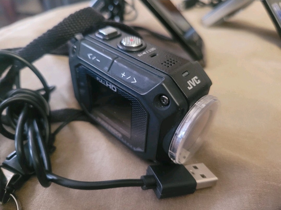 TEN Portable Handheld Camcorders In (Excellent Condition) w/ cords and case
