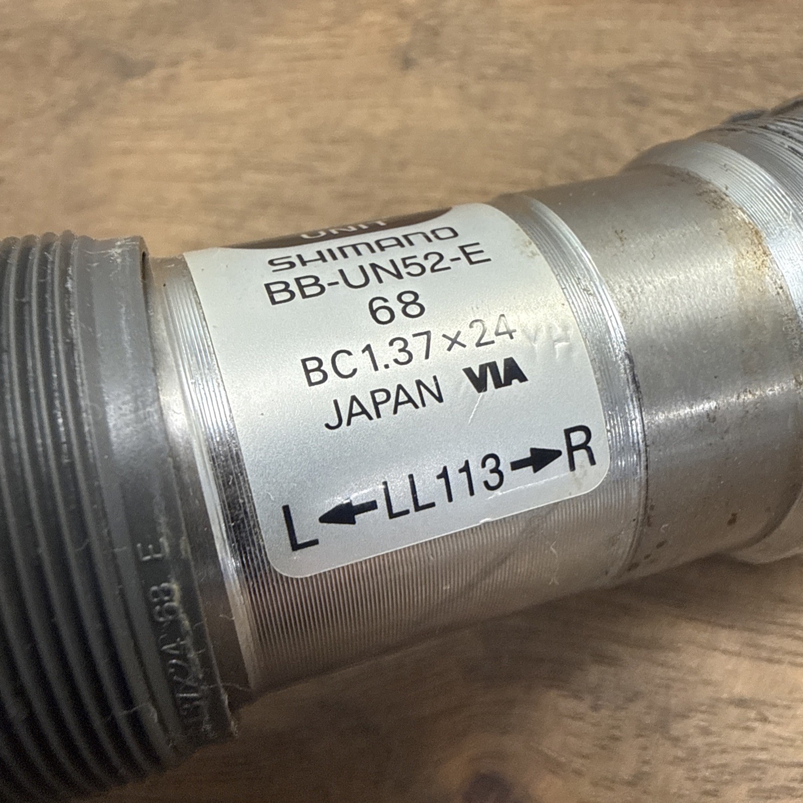 Shimano BB-UN52-E Bottom Bracket Triple 113mm 68mm English