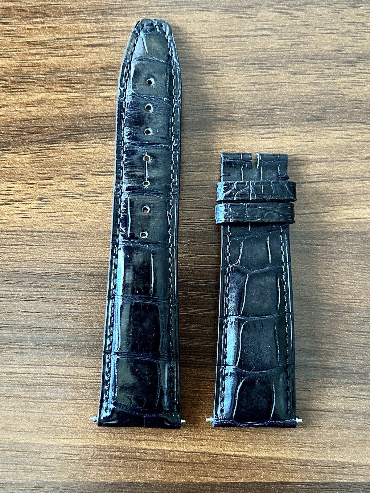 IWC A54580 Santoni Alligator Watch Strap. Black 22mm X 18mm Leather Padded
