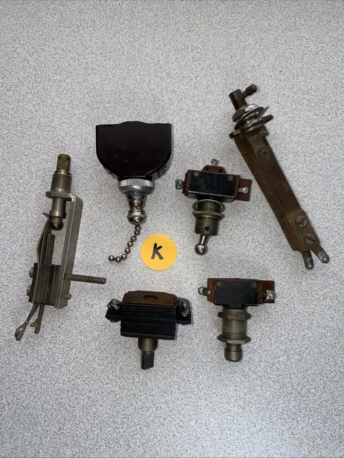 6 MISC VTG Switches Toggle, push button, pull chain, twist /push-pull on/off