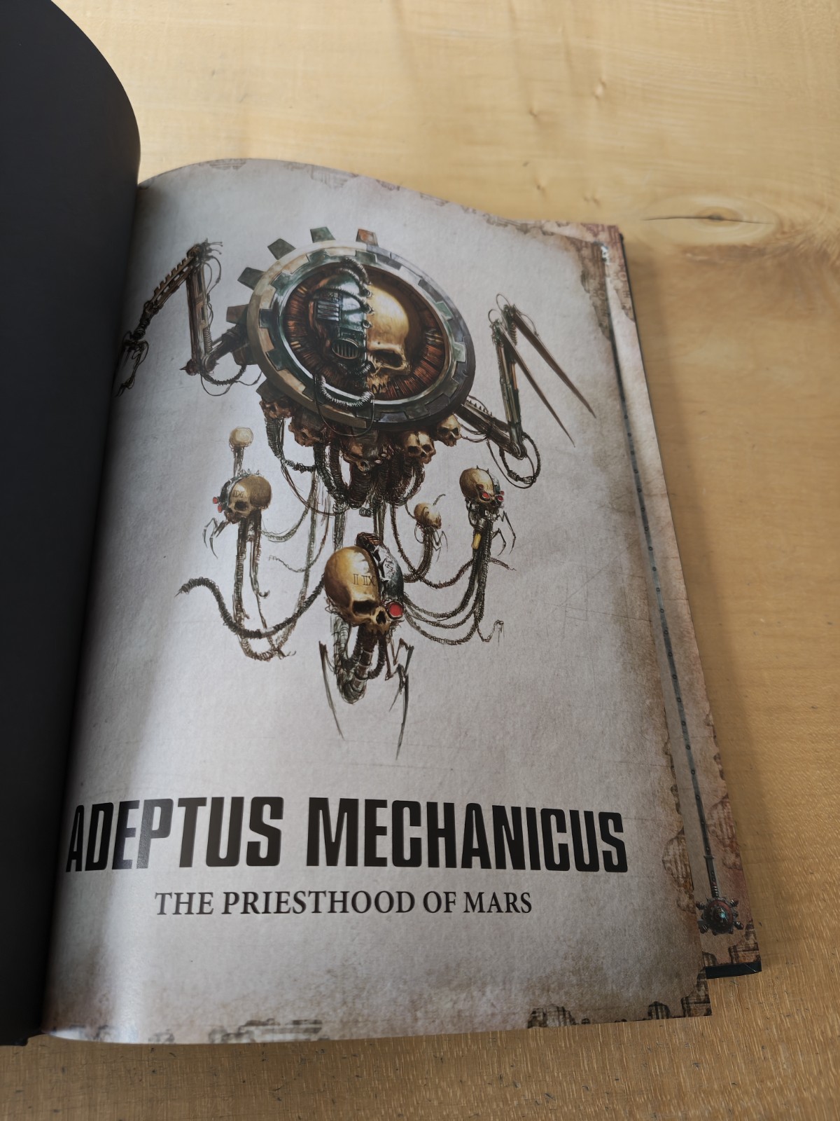 Warhammer 40k Codex Adeptus Mechanicus 2017 Good Condition