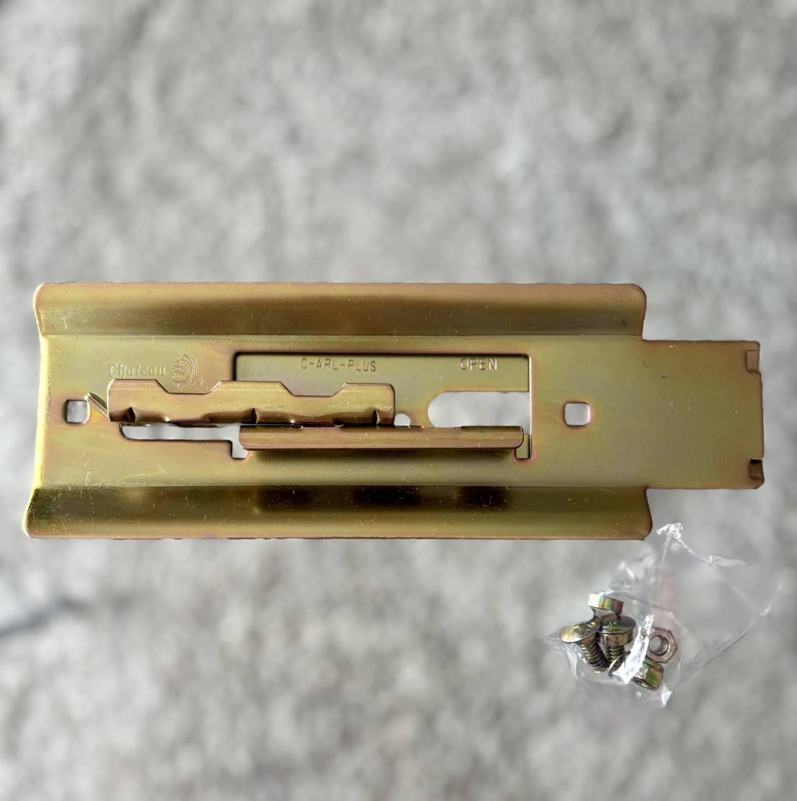 Chateau CARL-PLUS-1 High Security Door Gate Latch Mini Warehouse Cut Resistant