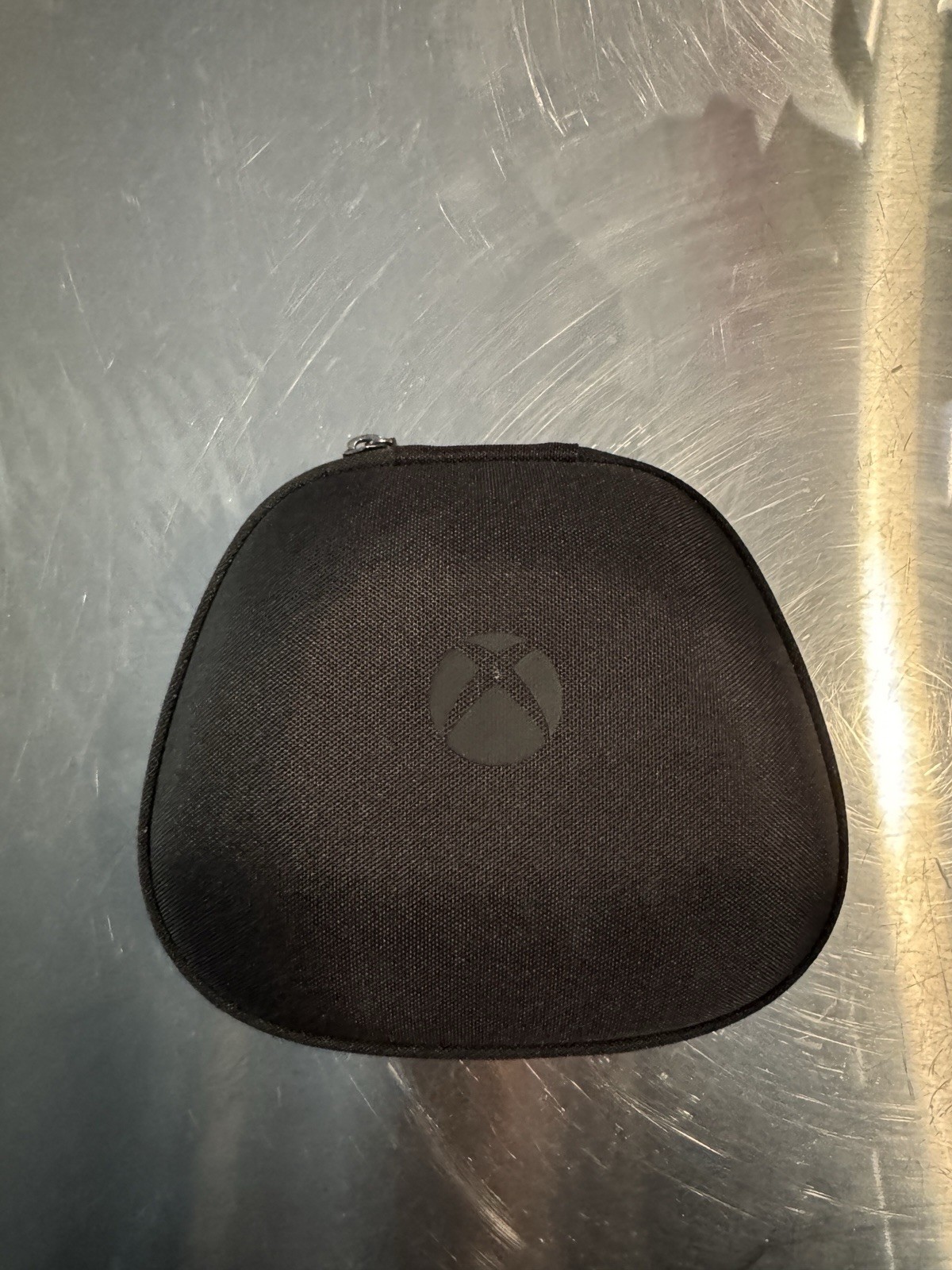 Microsoft Xbox Elite Series 2 Wireless Controller Bundle.PLEASE READ DESCRIPTION