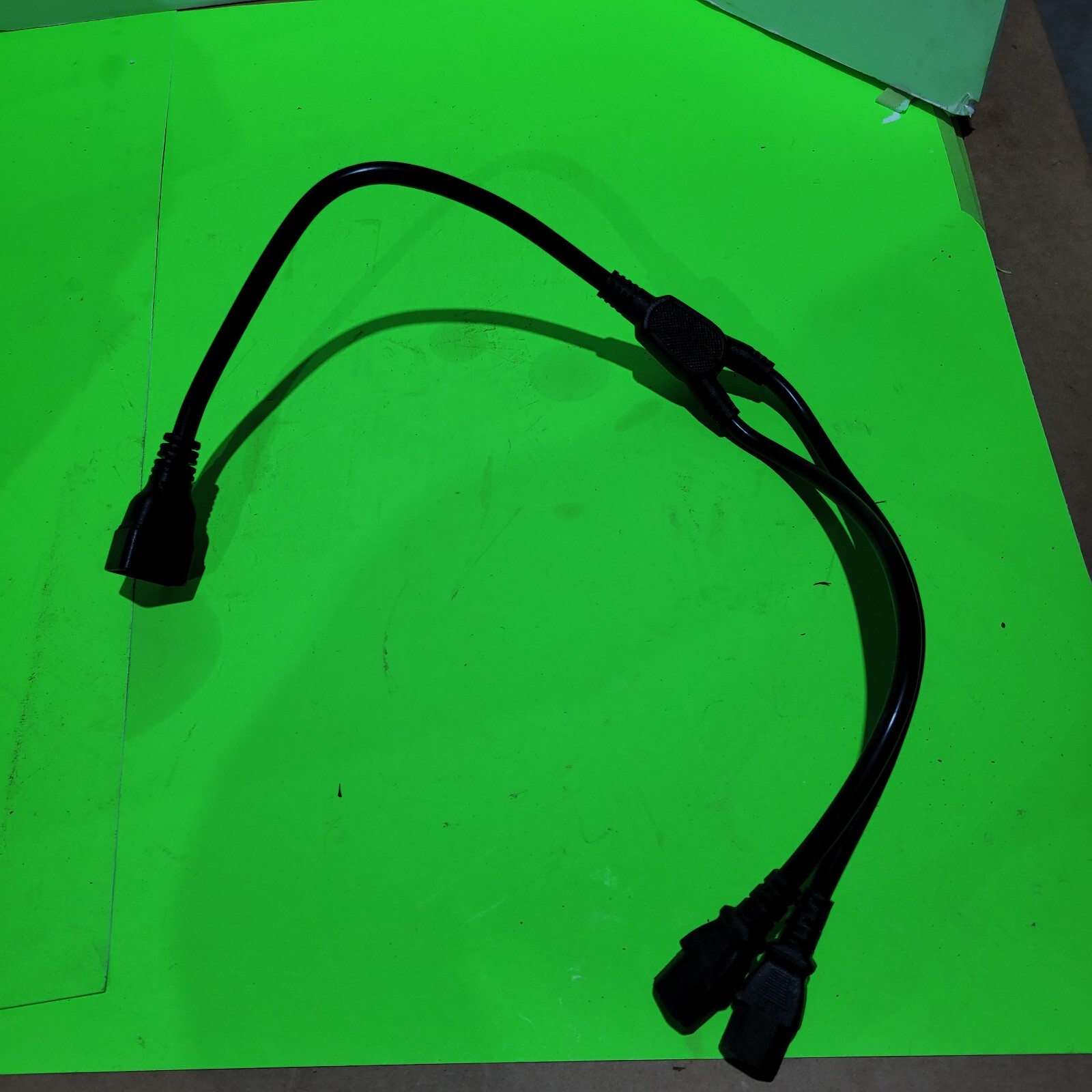 Bitmain Antminer s19 s17  Power Cord Splitter C20 TO 2X C13 (5 cords per order)