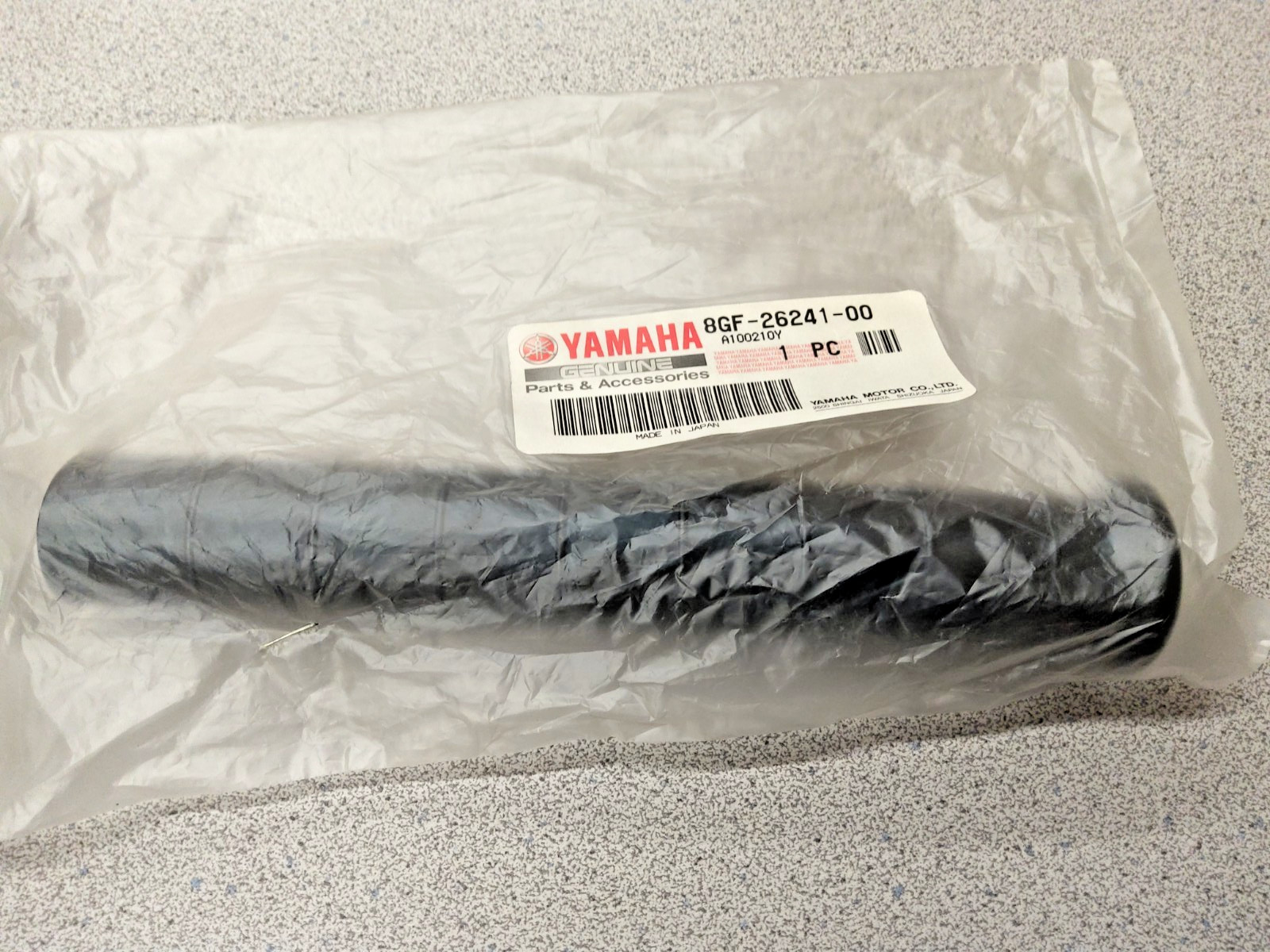 New OEM Yamaha Snowmobile Grip 8GF-26241-00-00 Fits 84 Models
