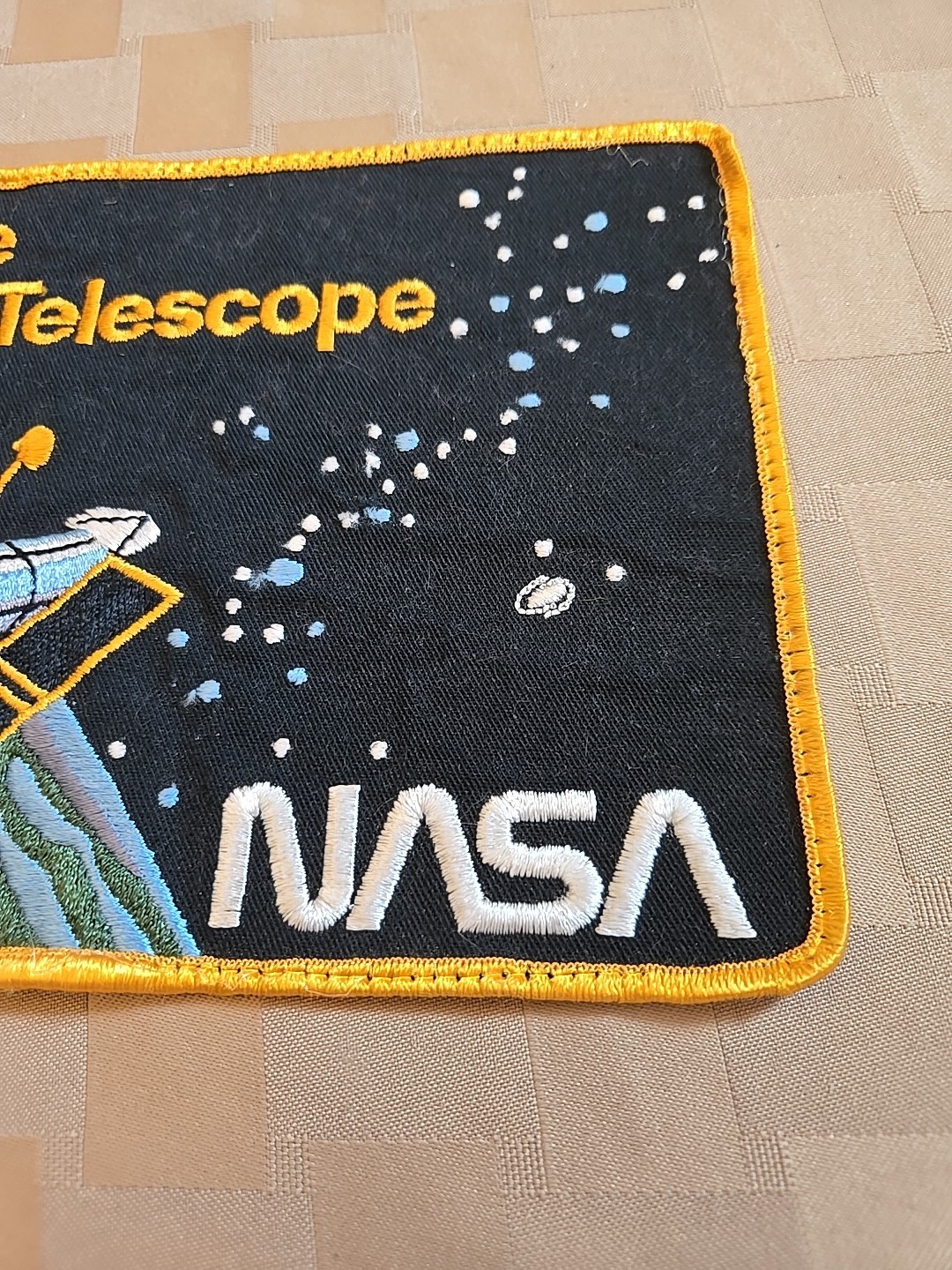1990 NASA MSFC HUBBLE SPACE TELESCOPE LARGE JACKET PATCH (8-1/4"L x 6"H)