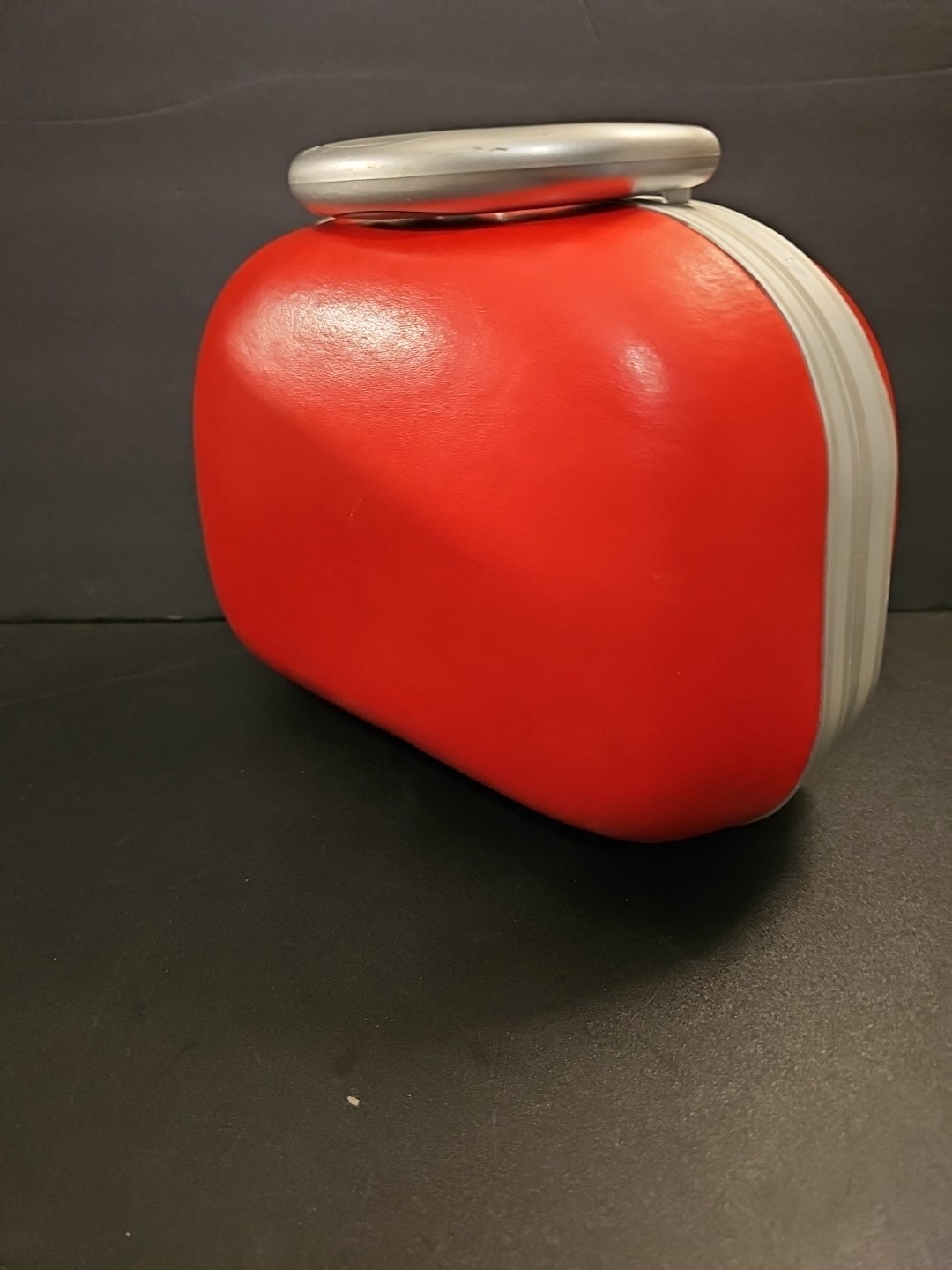 Classic Red Personal Carrying Mini Case Travel