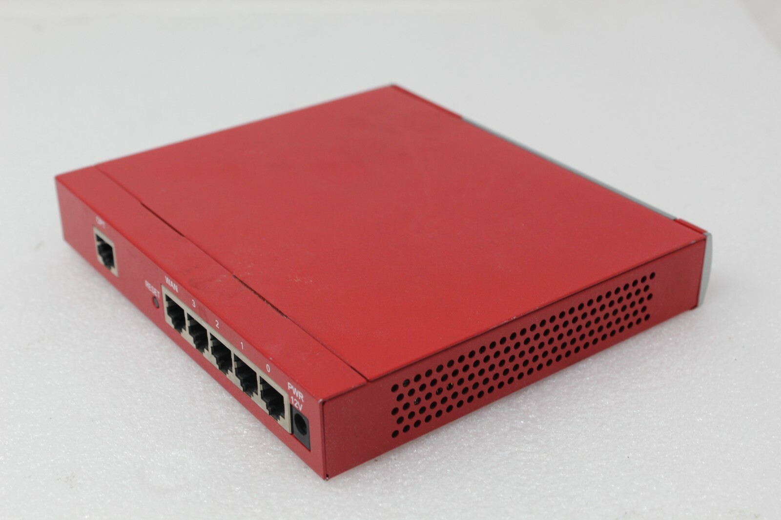 Watchguard BF4S16E6 Firebox Soho Firewall Appliance / No Adapter