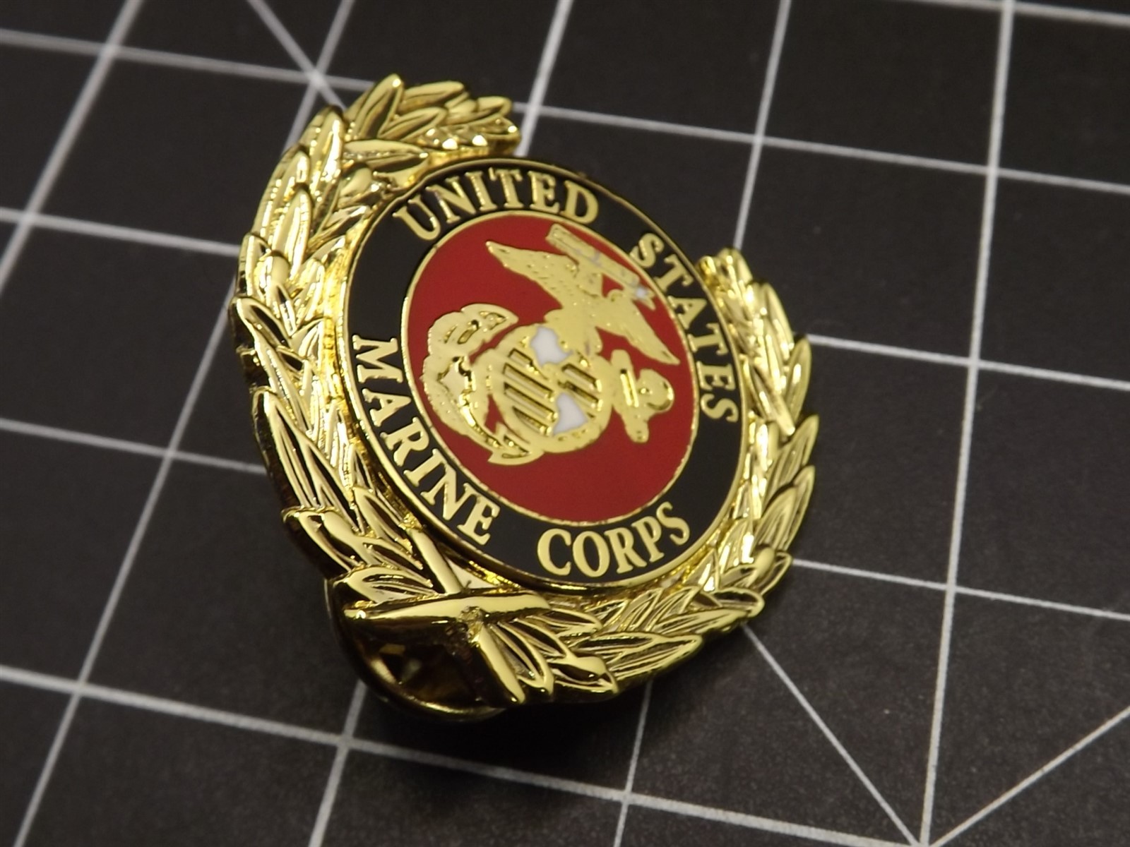 FREE SHIP Lapel Pin United States Marine Corps Wreath USMC 1-1/8"