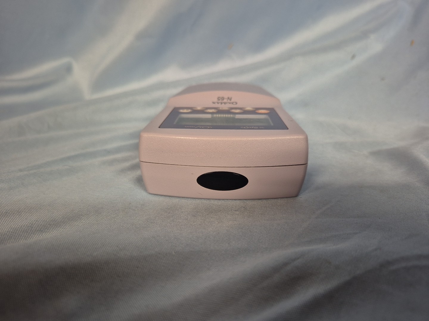 Nellcor OxiMax N-65P Handheld Pulse Oximeter W/ SpO2 Sensor & Yellow Case