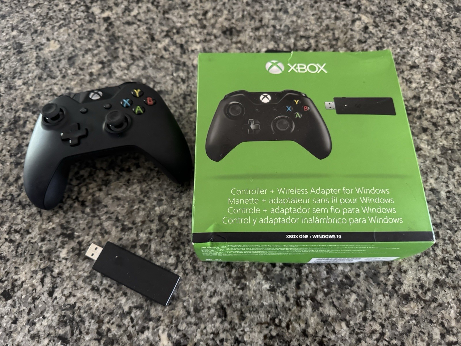 Microsoft Xbox One Controller / Windows 10 - NG600001