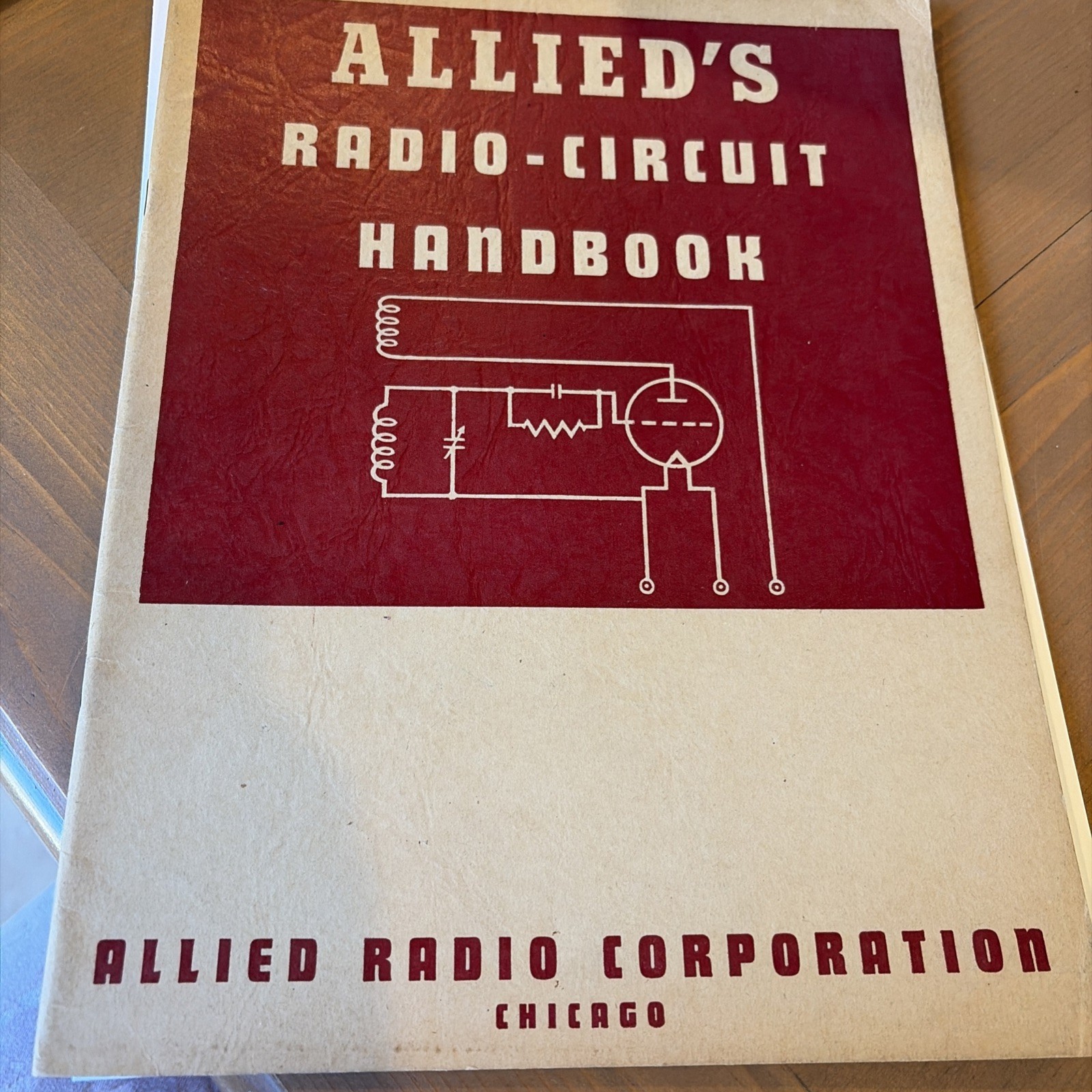 Vintage Allied’s Radio-Circuit Handbook .. Allied Radio Corp.1944 ..32 Pages