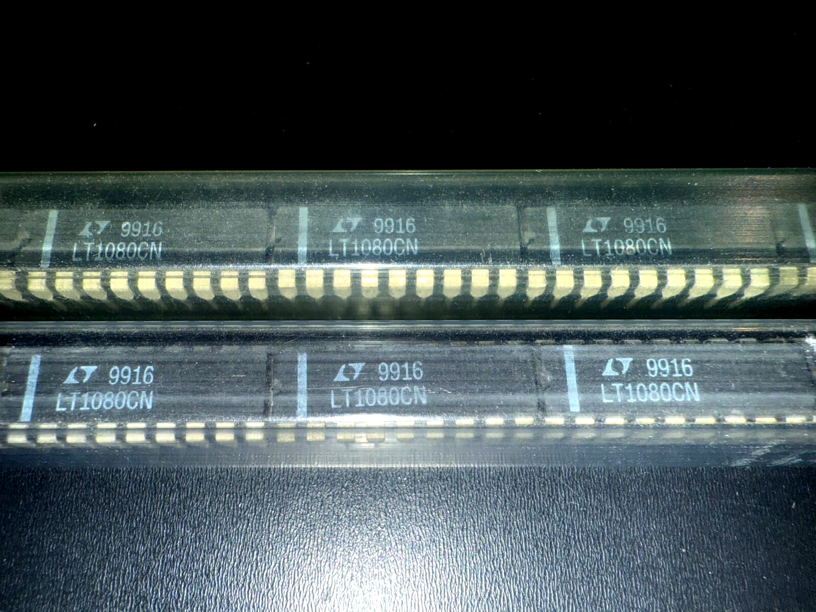 LT1080CN