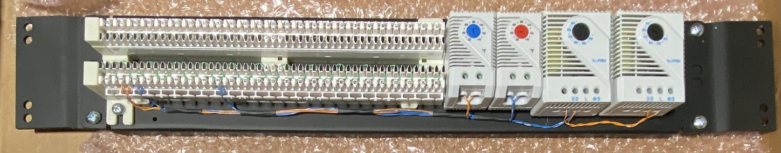 Environmental Panel w/temperature and humidity sensors and punch down block