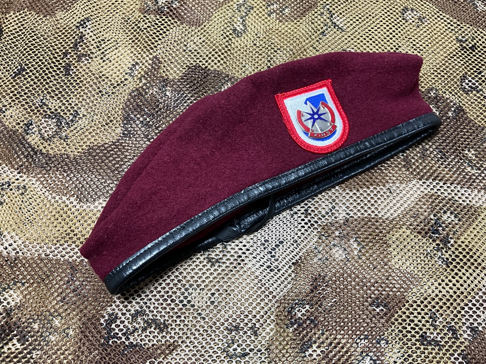 US Army Beret 1st Sustainment Command w/ Flash & DUI