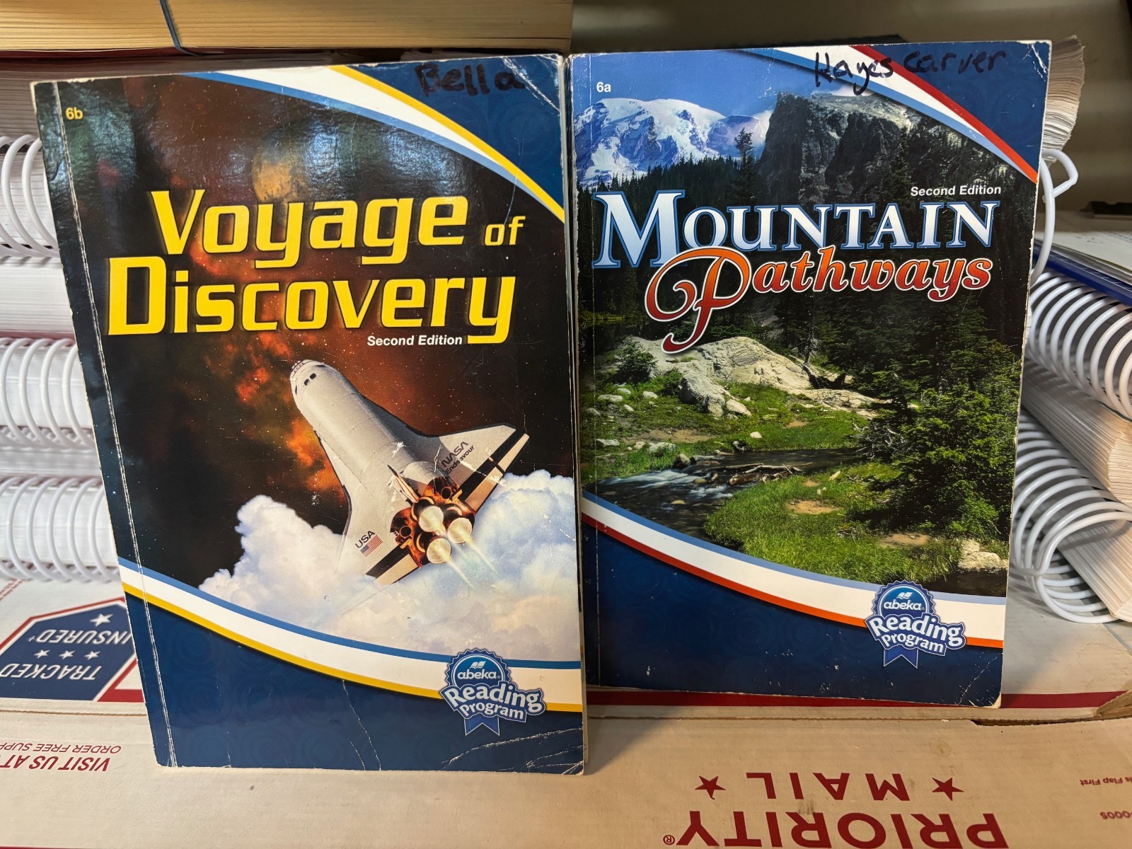 A Beka VOYAGE of DISCOVERY + MOUNTAIN PATHWAYS (Sixth Grade Readers) - GOOD
